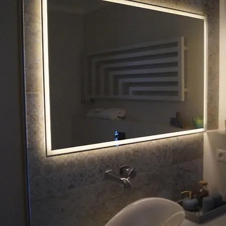Apartament Beautiful With Air Conditioning, Balcony And Underground Garage Kraków